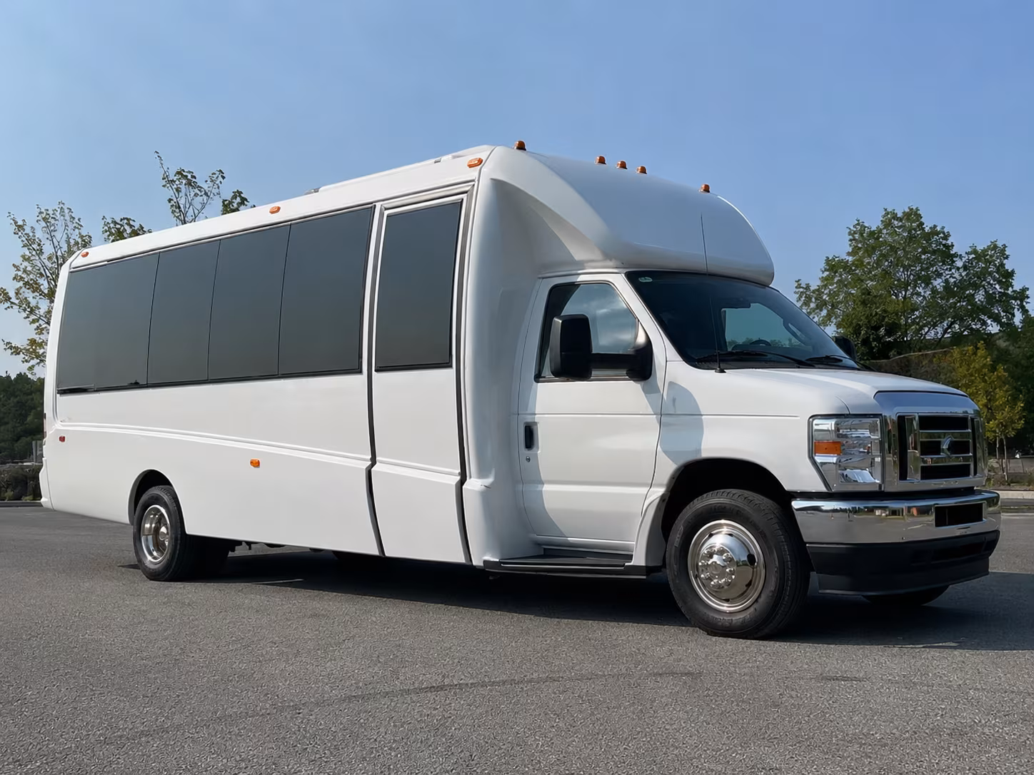 escondido senior ministry and accessible church bus rentals