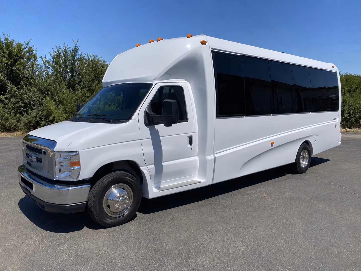 party buses for escondido wedding parties and bridal groups