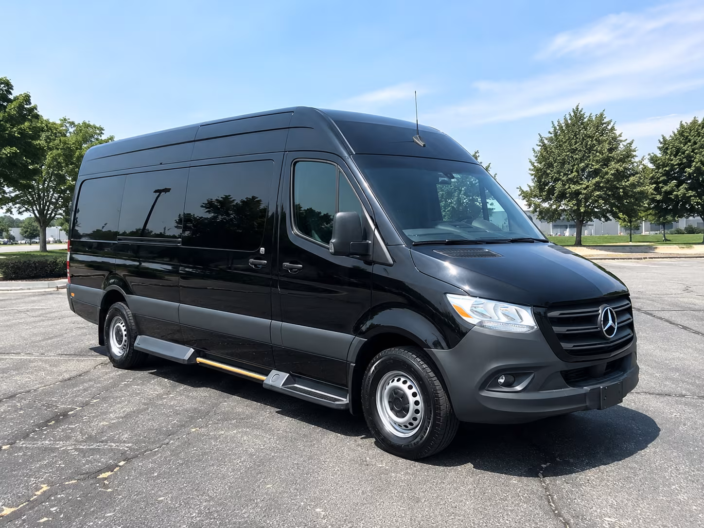 shuttle buses for escondido wedding guests between hotels and venues