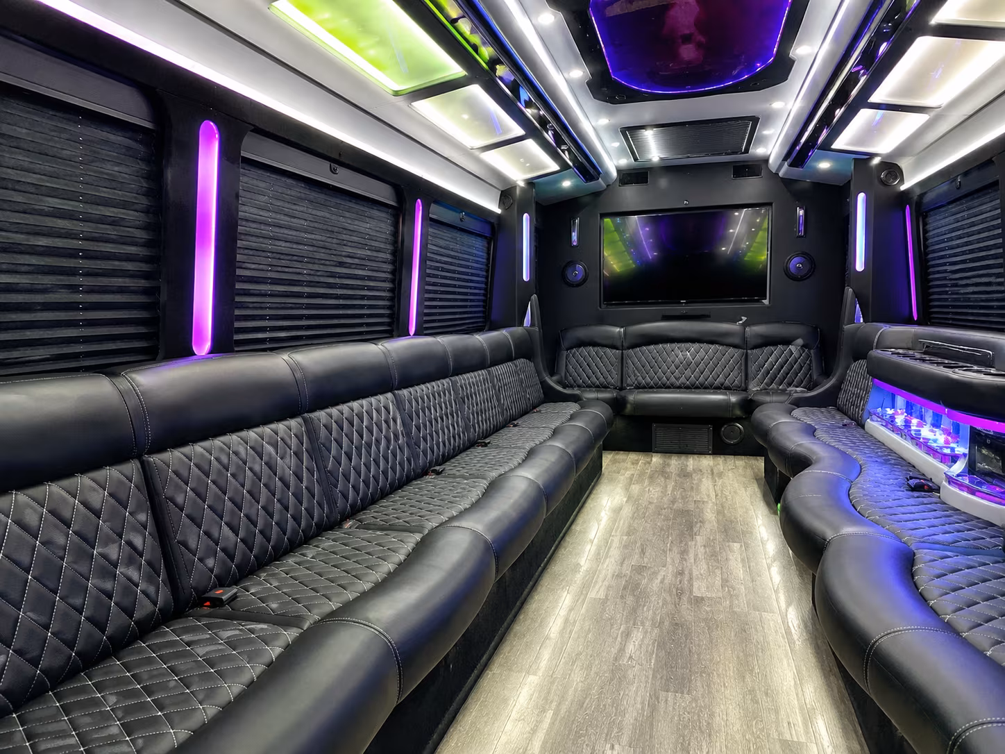 sporting event and game day buses in escondido